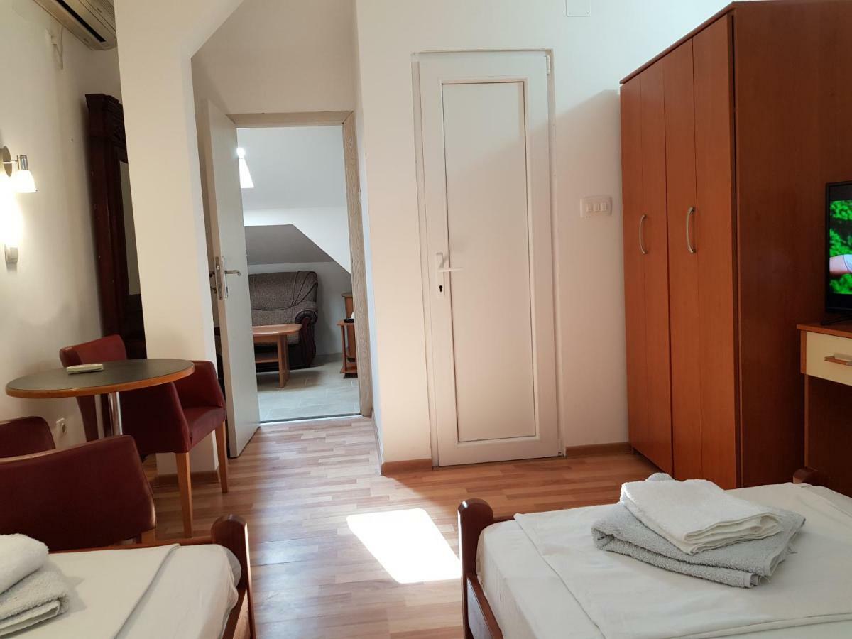 Emi Apartment Budva Ngoại thất bức ảnh