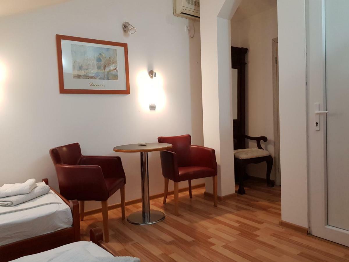 Emi Apartment Budva Ngoại thất bức ảnh