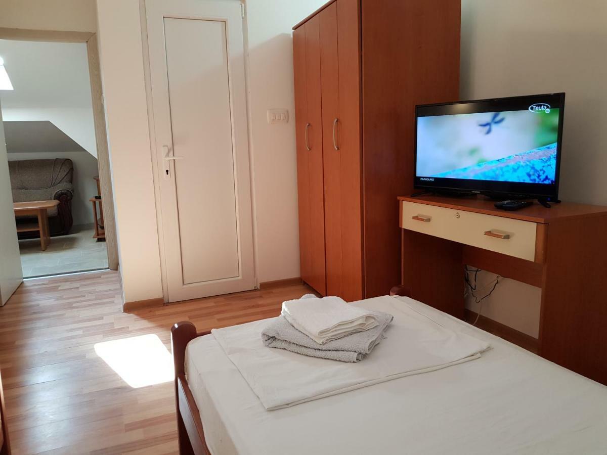 Emi Apartment Budva Ngoại thất bức ảnh
