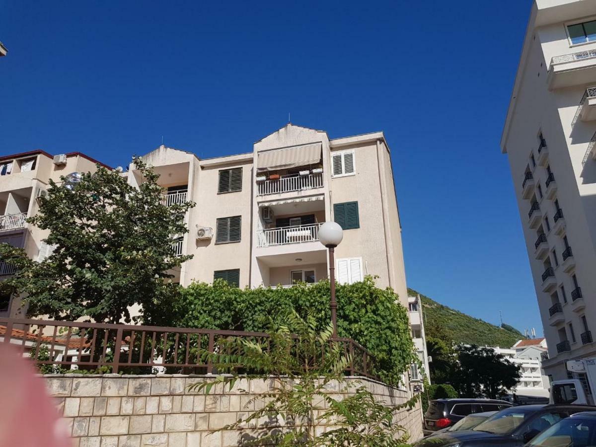Emi Apartment Budva Ngoại thất bức ảnh